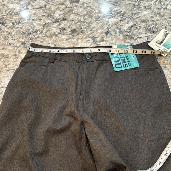 Last One Lee Relaxed Fit Stretch Straight Leg Pant in Gray Size 10 NWT - Picture 9 of 14